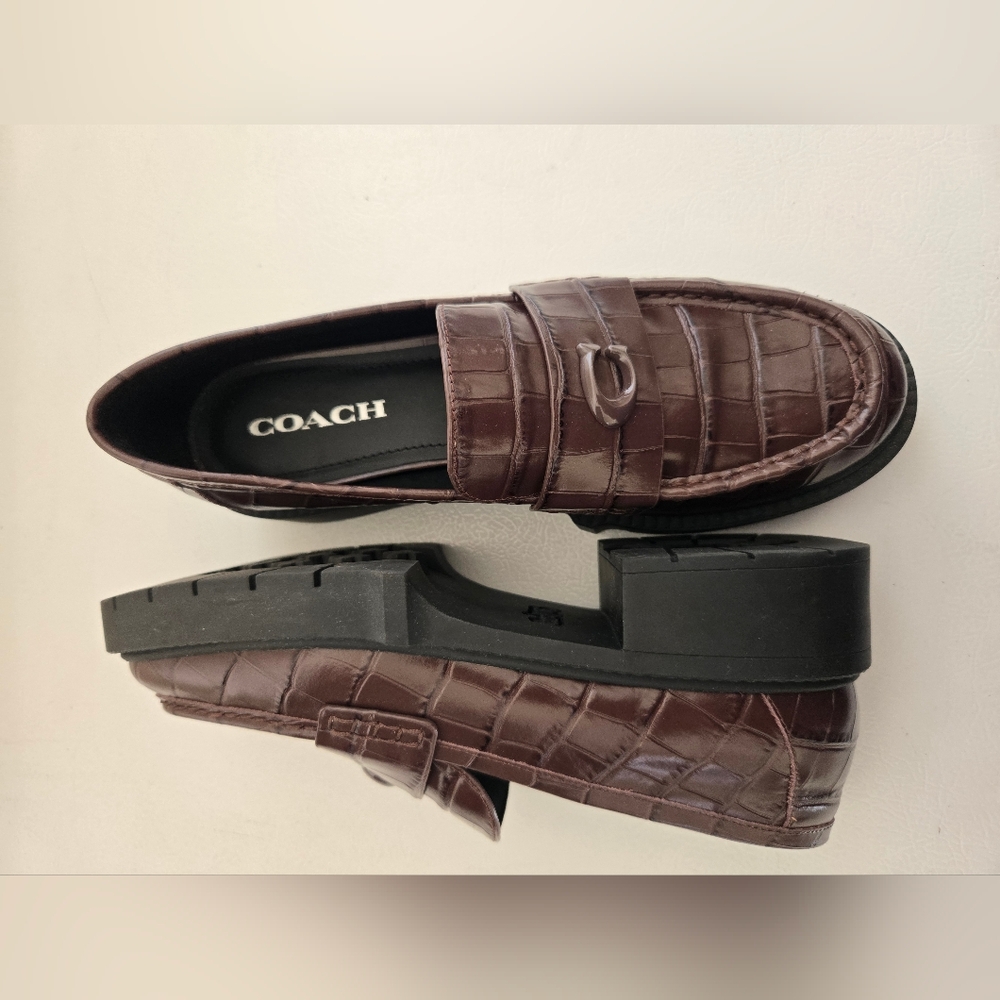 Coach Women's Leah Embellished Loafer Flats Size 10